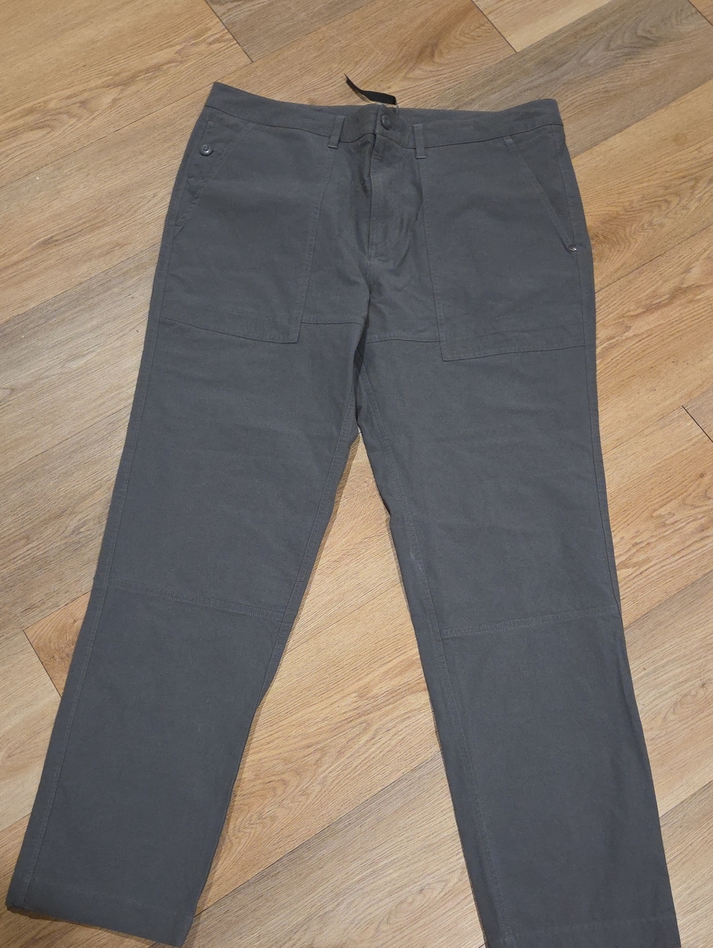 Vuori Men's Charcoal Chino Pants - Dark Gray